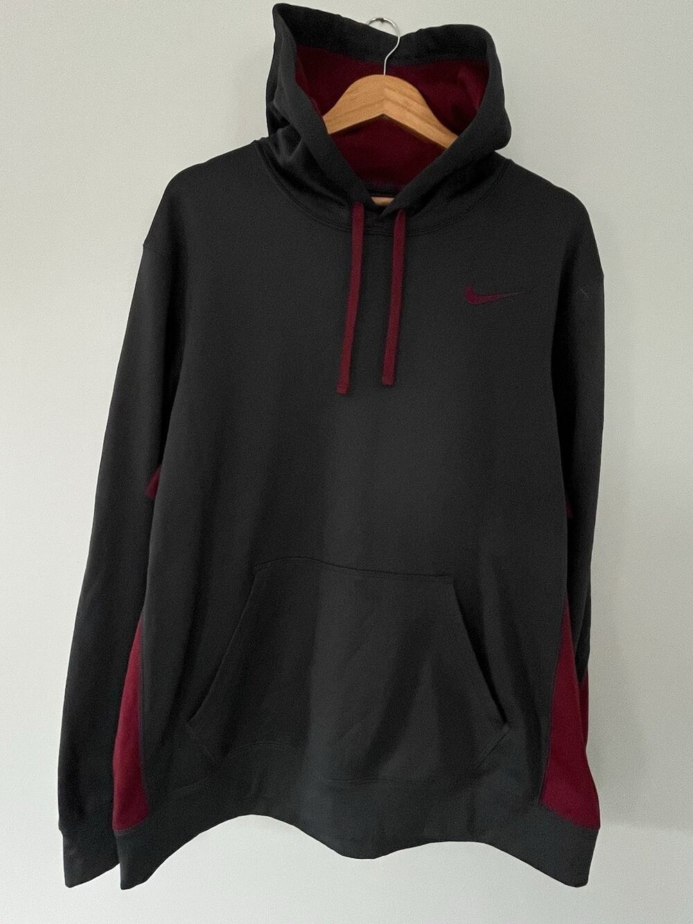 Nike Therma-Fit Pullover Hoodie — Men's XL — Gray / Burgundy / Red